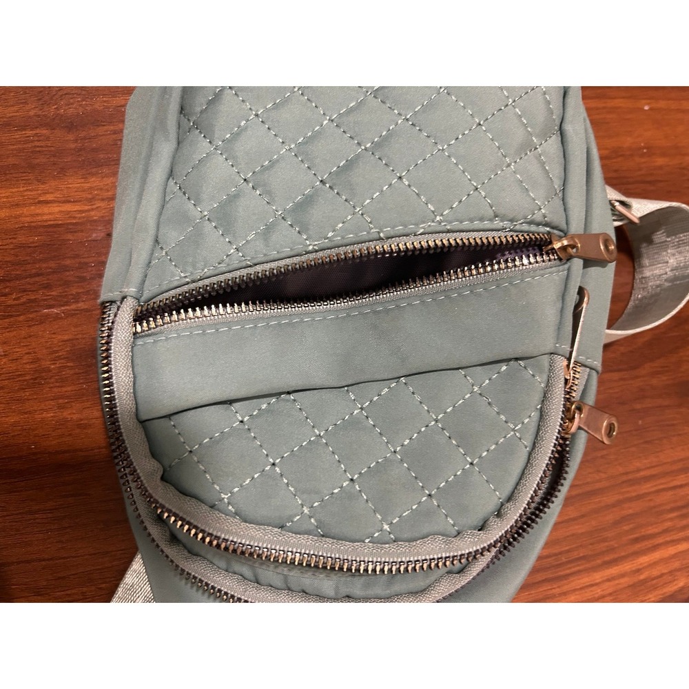 ‎Crossbody - Picture 6 of 6